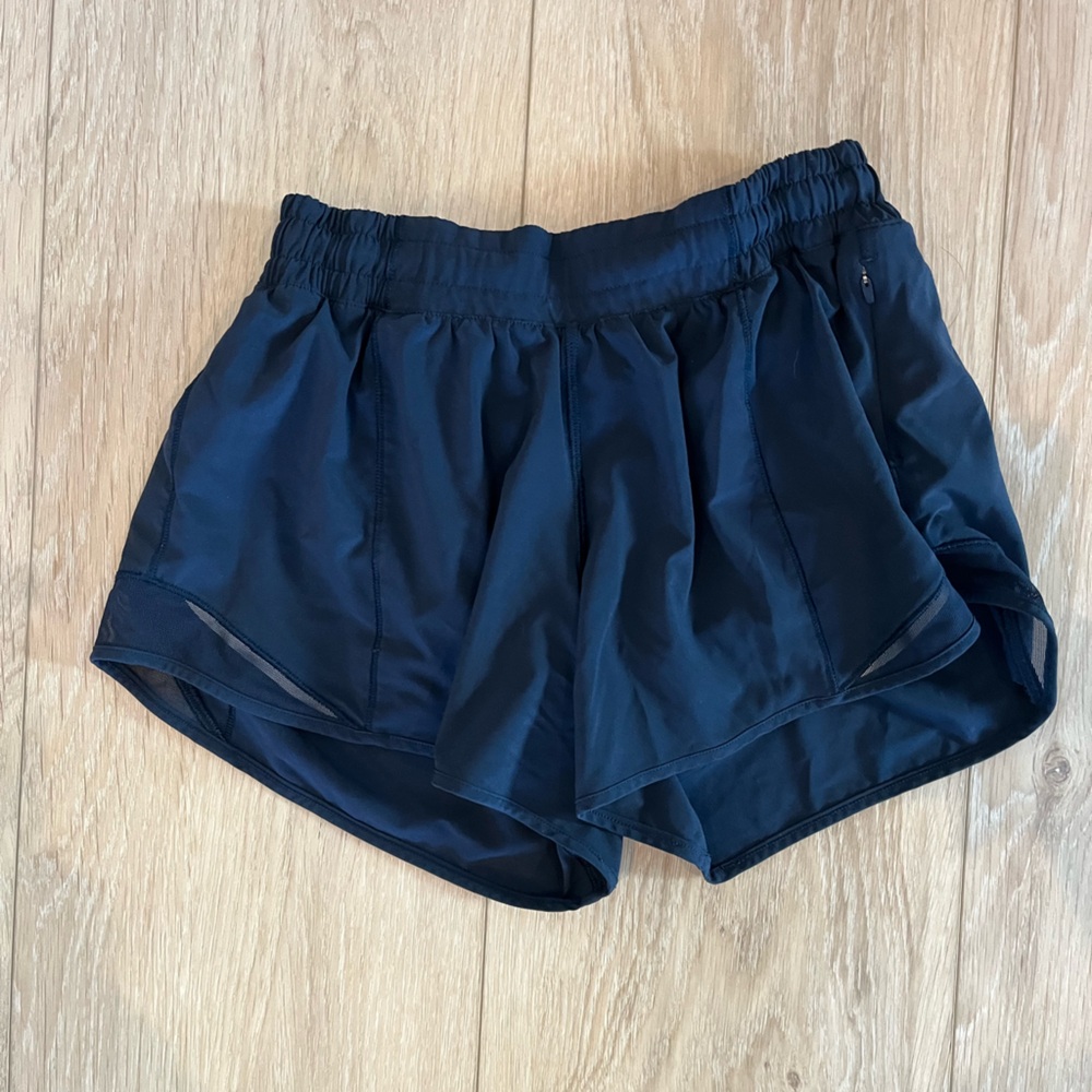 Lululemon Hotty Hot High Rise Short 4”